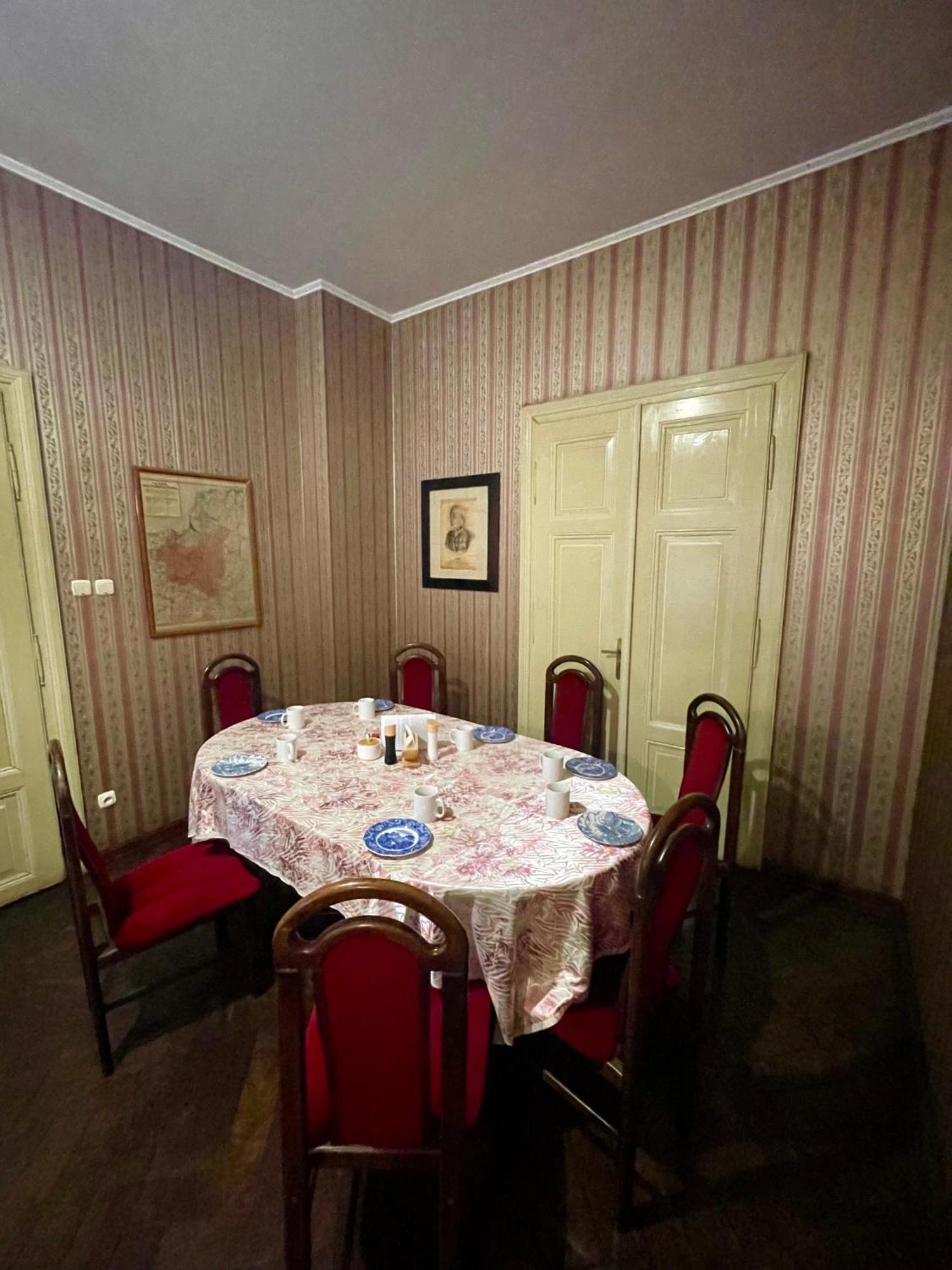 Willa Szwadron Lańcut Exterior foto
