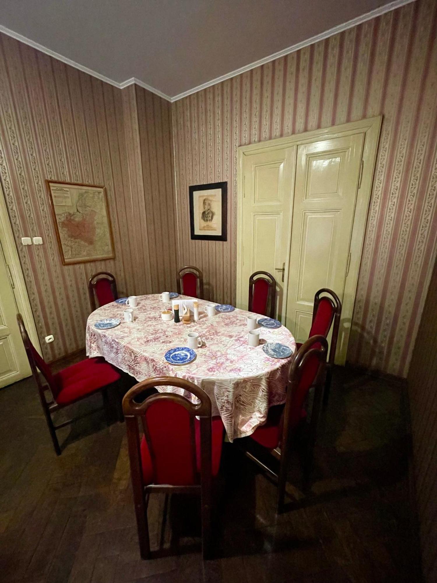 Willa Szwadron Lańcut Exterior foto